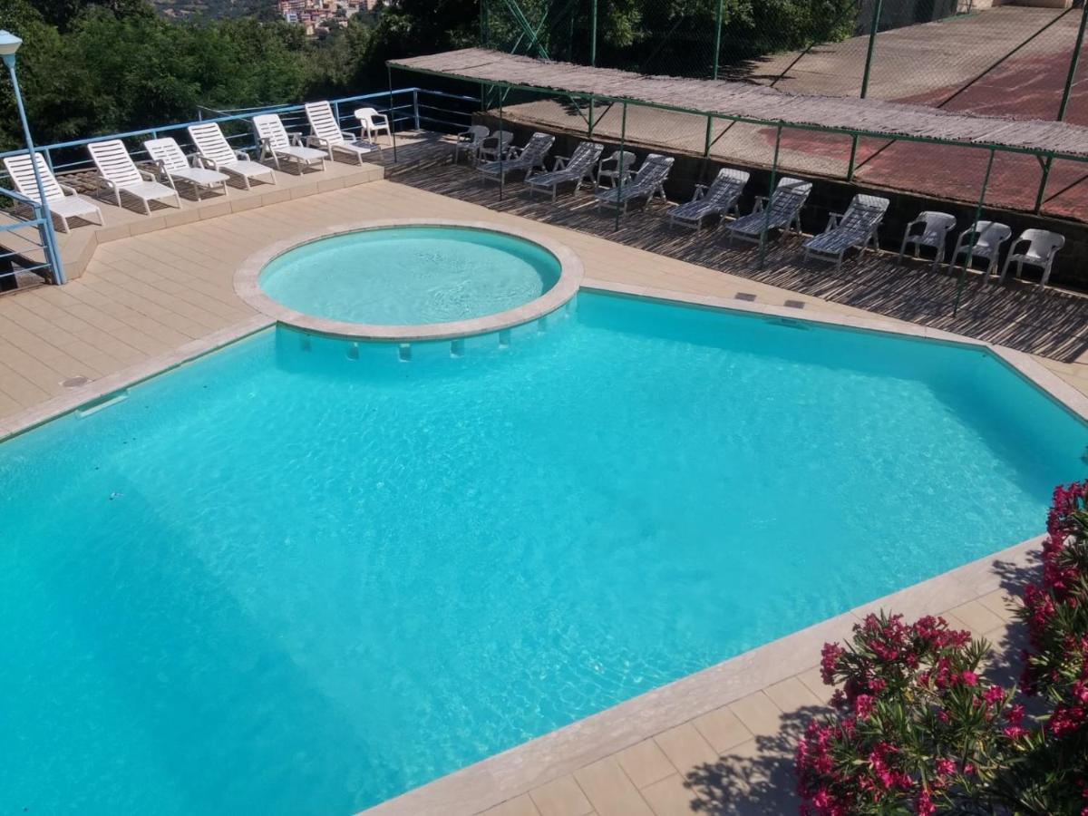 Hotel Villa Selene Lanusei Dış mekan fotoğraf