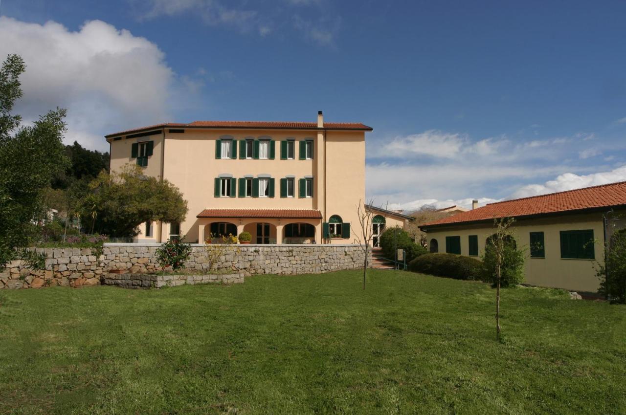 Hotel Villa Selene Lanusei Dış mekan fotoğraf