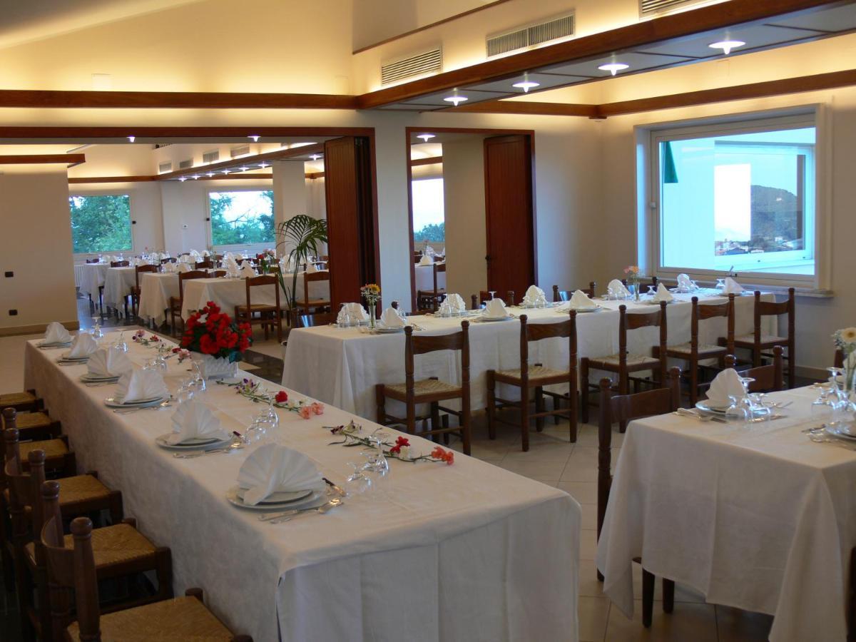Hotel Villa Selene Lanusei Dış mekan fotoğraf