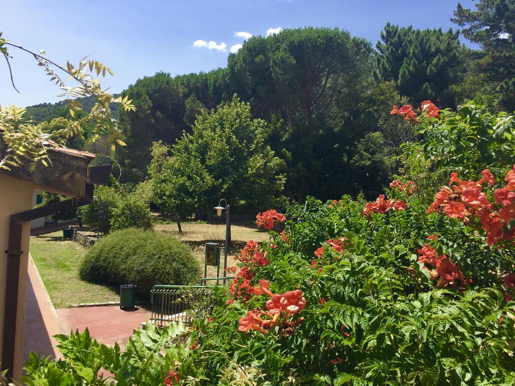 Hotel Villa Selene Lanusei Dış mekan fotoğraf