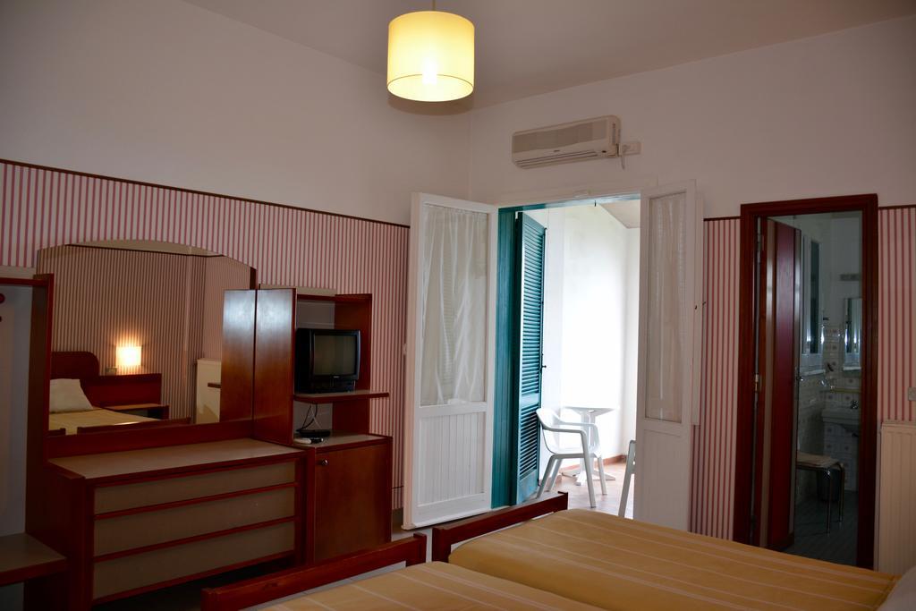 Hotel Villa Selene Lanusei Dış mekan fotoğraf