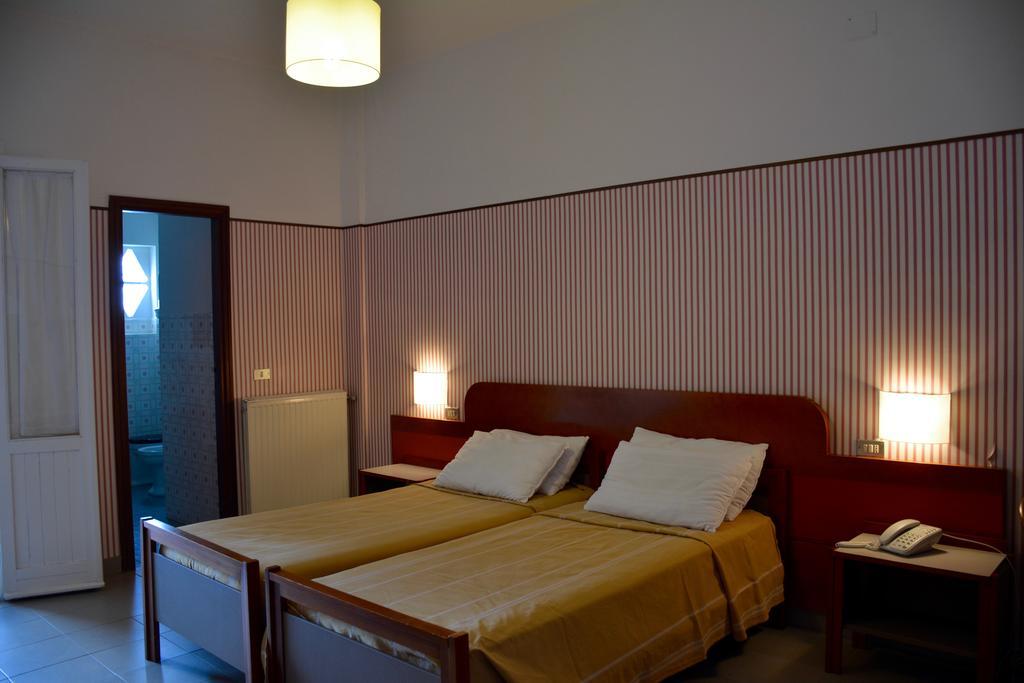 Hotel Villa Selene Lanusei Dış mekan fotoğraf