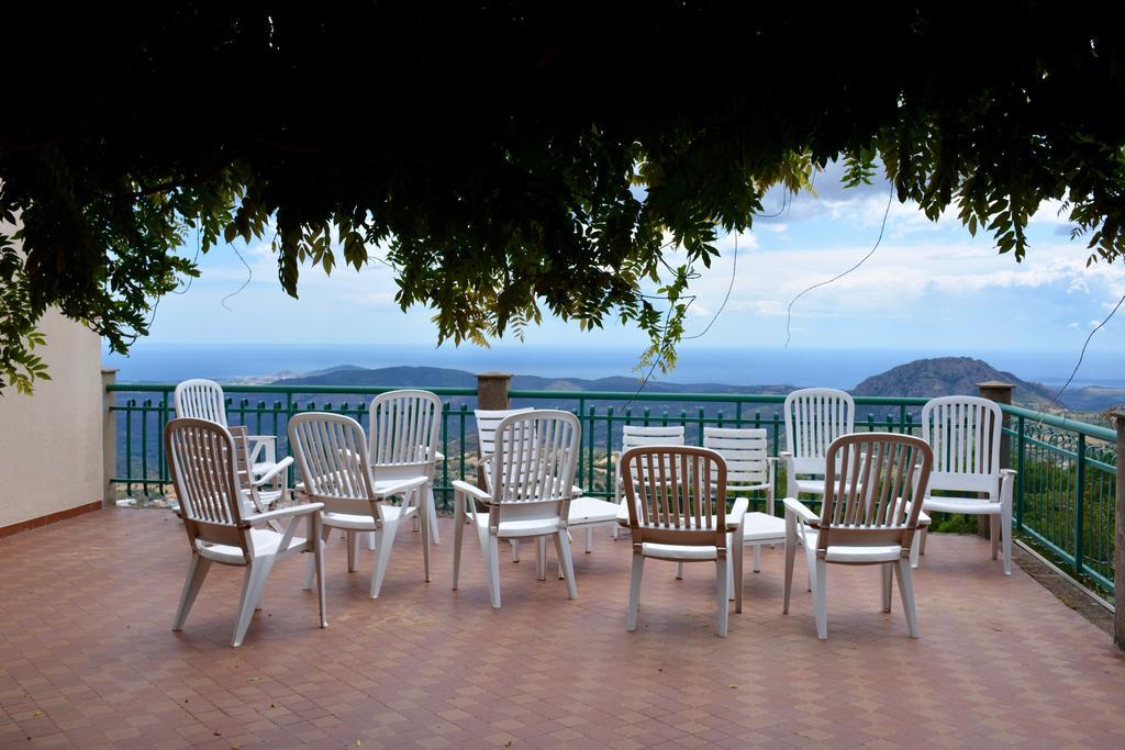 Hotel Villa Selene Lanusei Dış mekan fotoğraf