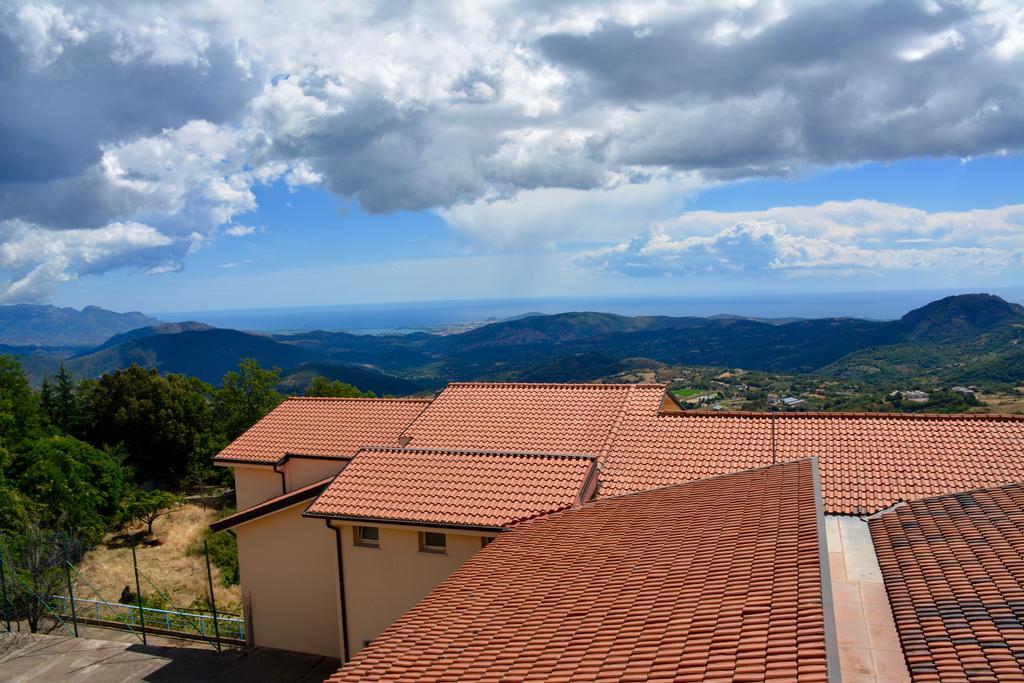 Hotel Villa Selene Lanusei Dış mekan fotoğraf